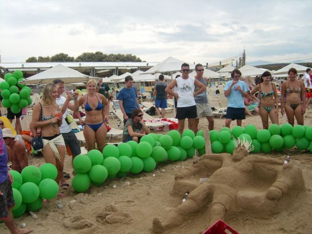 i/Kranj/Absolvent08/10-BeachParty/absolvent 2138.jpg_640.jpg
